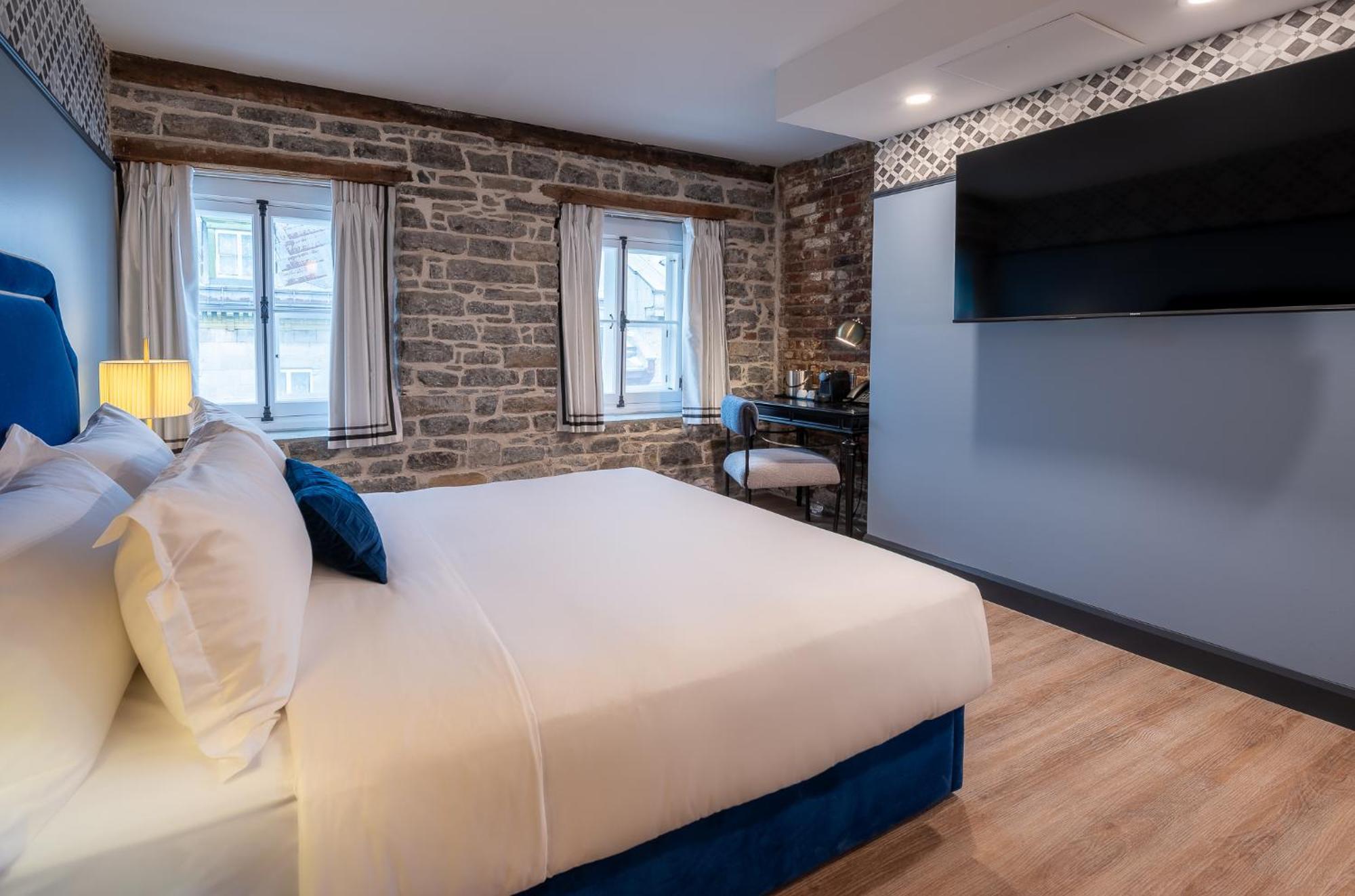 Hotel Acadia Quebec City Exterior photo