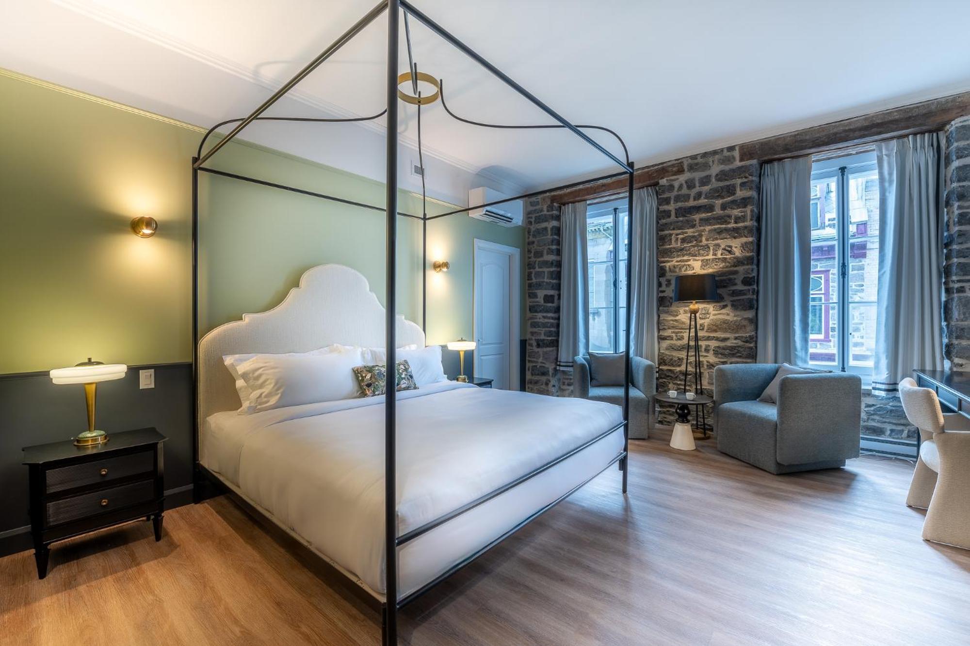 Hotel Acadia Quebec City Exterior photo